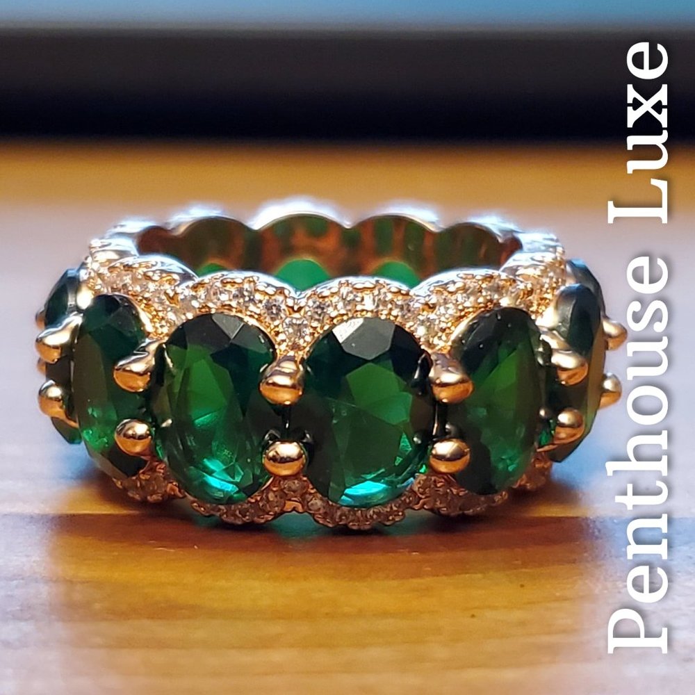 🔥 CLEARANCE! Emerald Rose Gold White Sapphire Ring - Picture 2 of 6